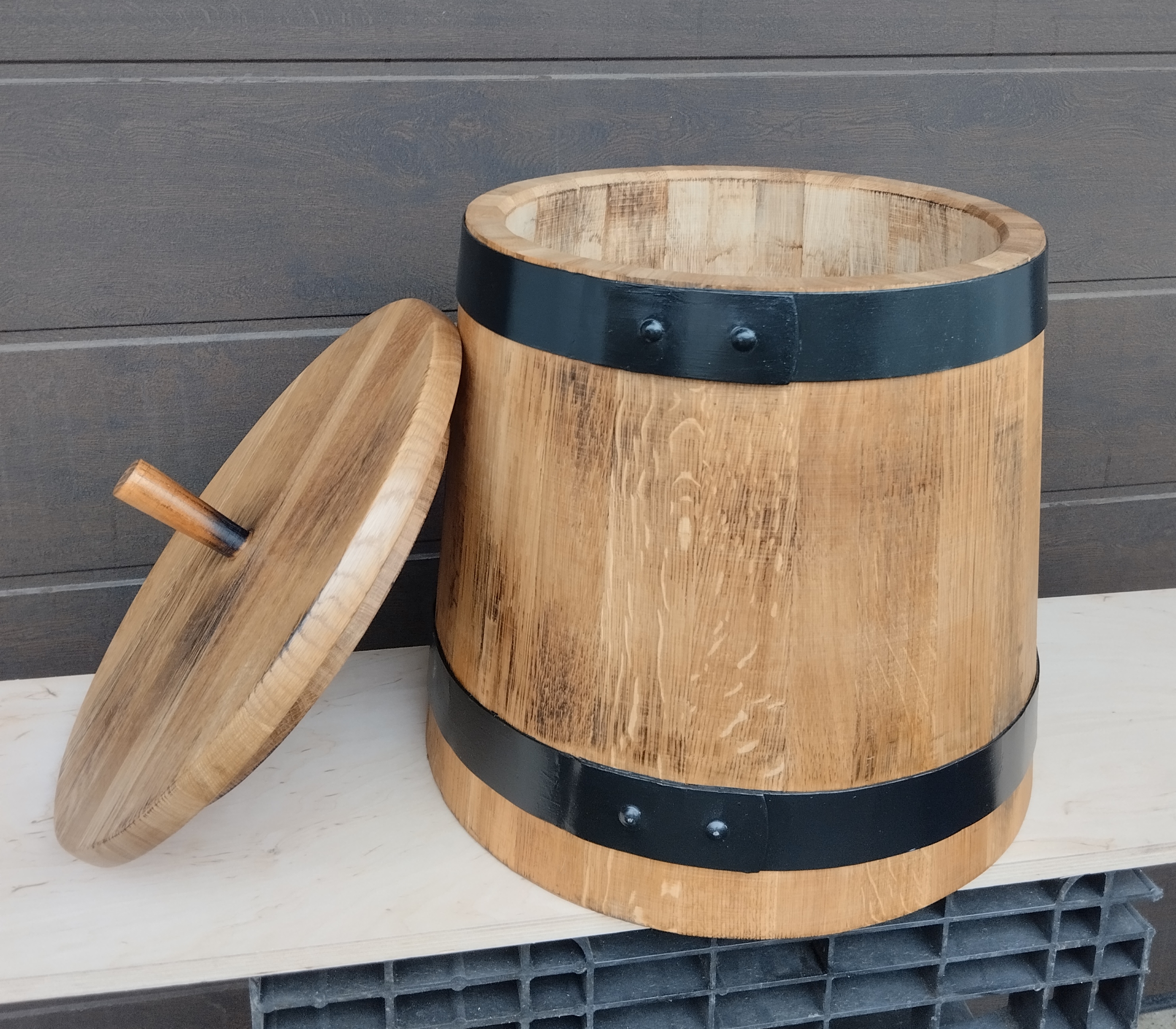 40 literes tölgyfa dézsa fedővel