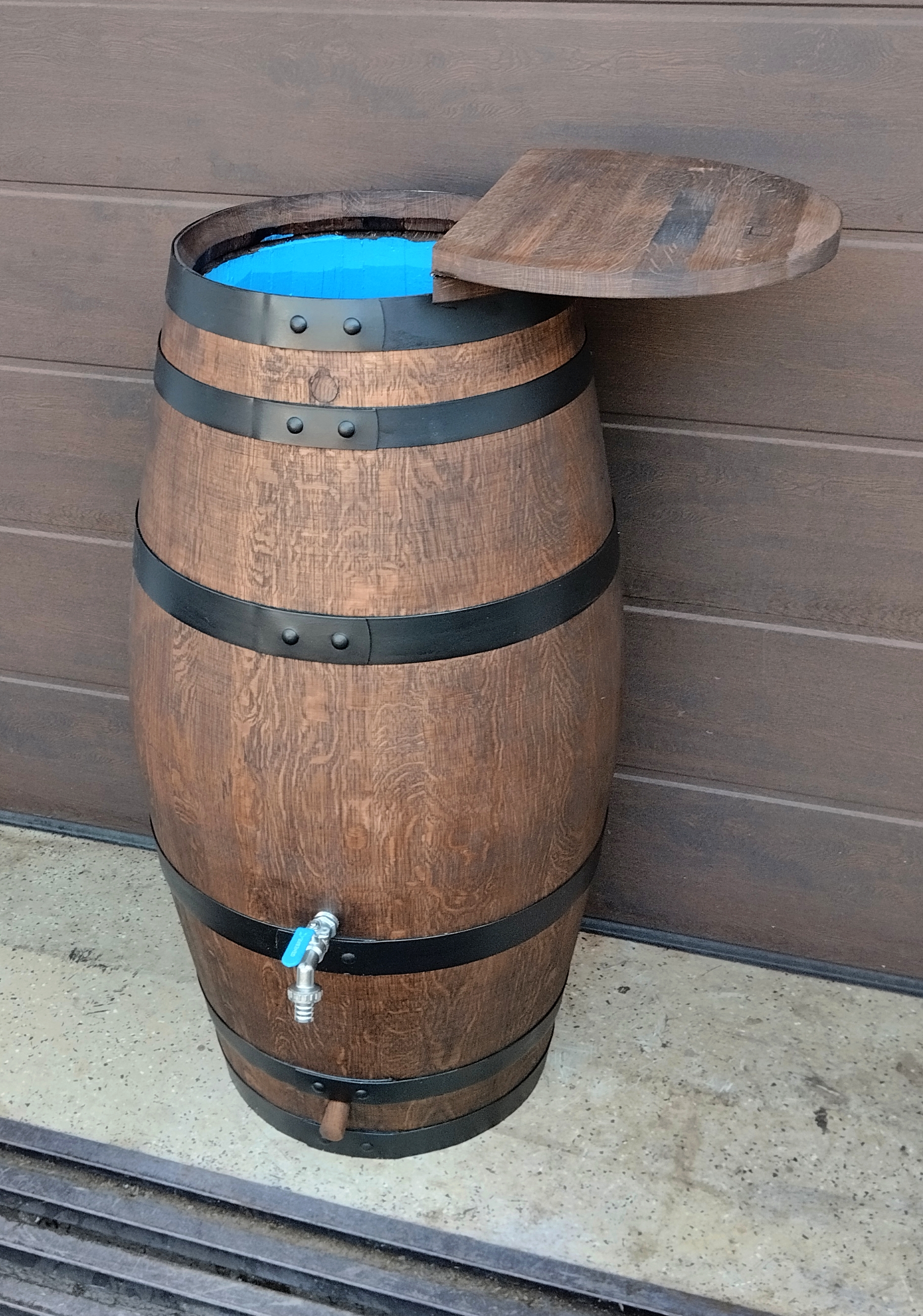 110 cm magas, 50 cm hasátmérőjű tölgyfa esővízgyűjtő hordó