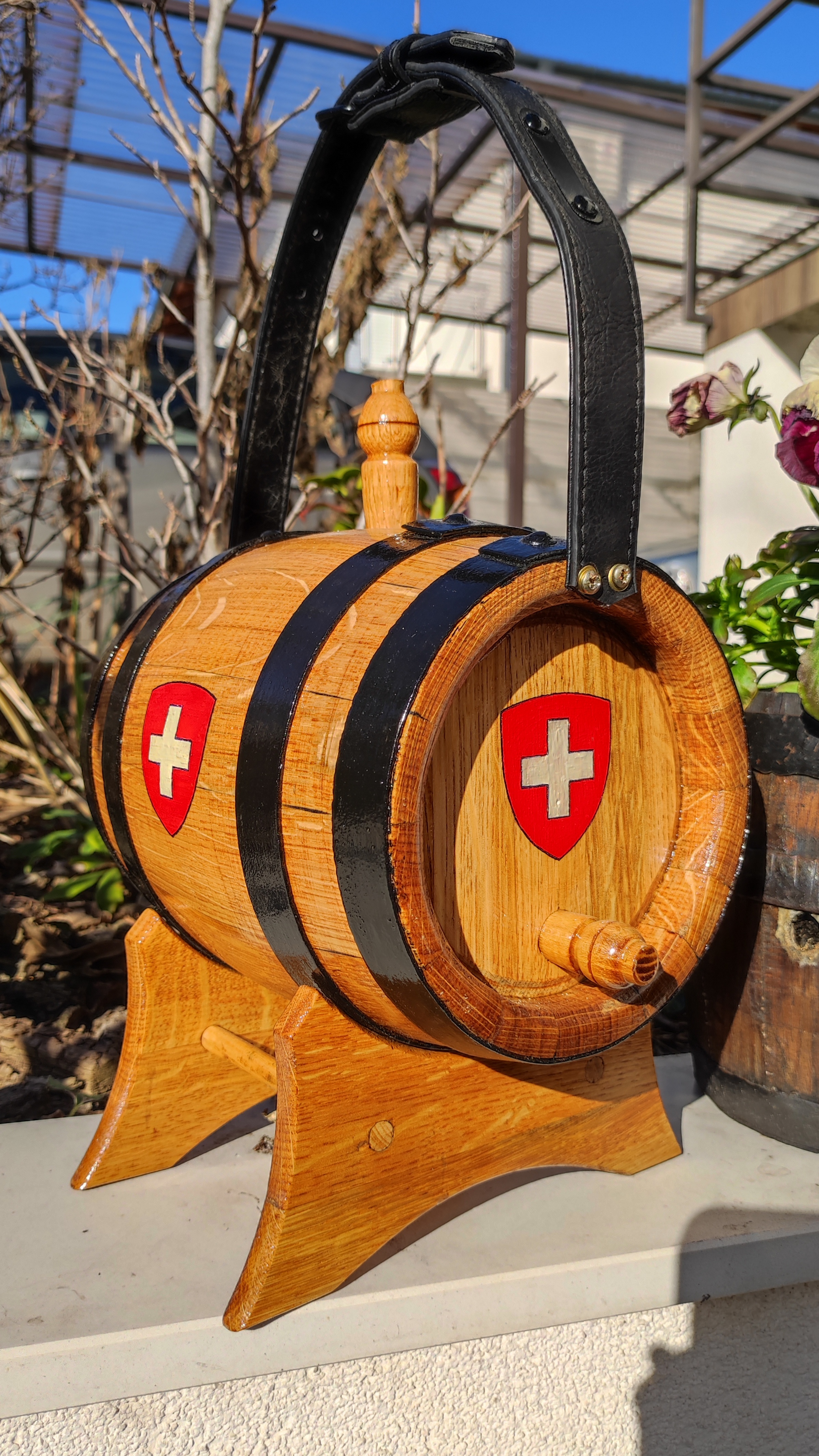 3 literes tölgyfa hordó svájci címer festéssel bernáthegyi kutya nyakába