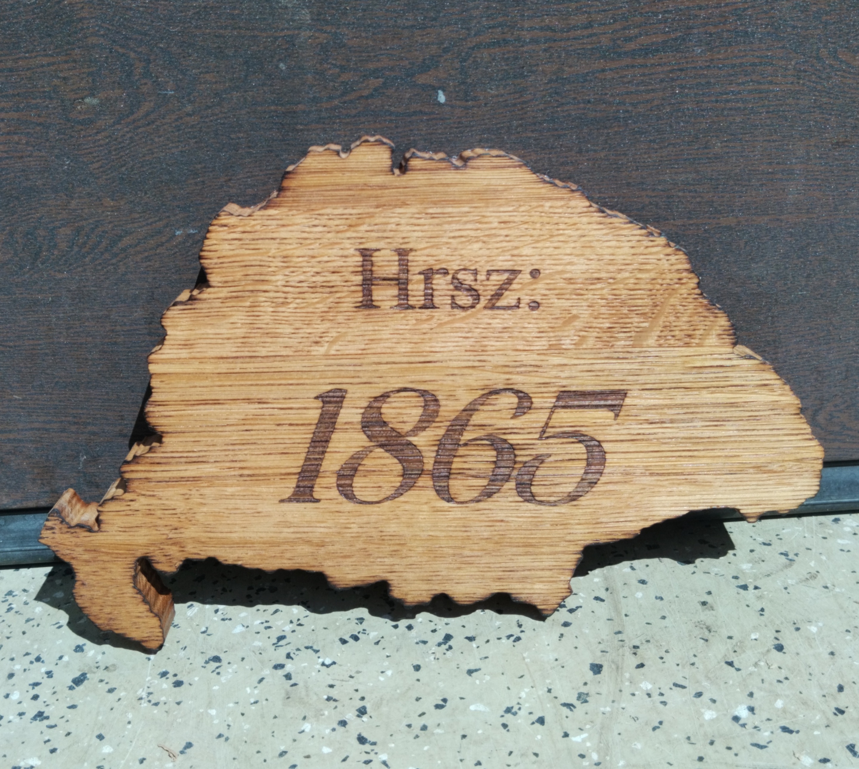 Tölgyfa Nagy-Magyarország formájú háztábla